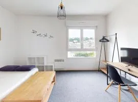 Bastion - Studio center with elevator
