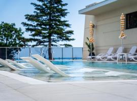 Skyline 11B Apartment - Sea View,Pools & SPA, hotel i Varna