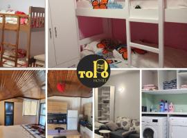 TOPO Hostel, hostel v destinaci Tirana