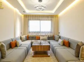 Hotel Comfort, Home Vibes 3