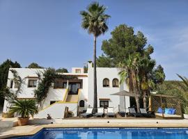 Ca n'Estrella, hotel in Santa Gertrudis de Fruitera