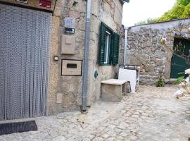 9, Cimo da Aldeia, hotel in Aldeia de João Pires