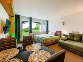 Green Wellness Pools Saunas Appartement with Alpine view Terrace