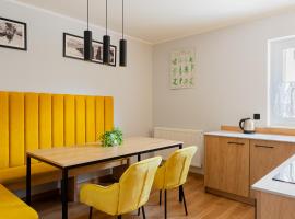 Fajne Apartamenty - Karwia - Blisko Plaży - Komfort i Cisza, hotel u gradu 'Karwia'