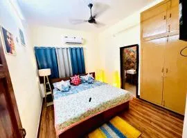 The Family Courtyard, 3 BR Boutique Villa and Guest House
