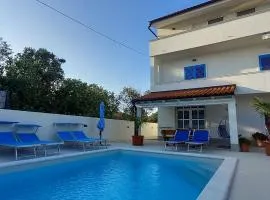 Villa Bianca Wohnung Mit Privatem Pool