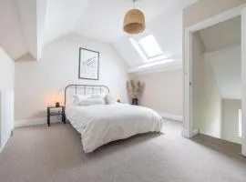 Hillview House