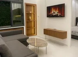 Chic city center studio