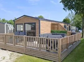 Savacejo Luxe Nieuw Chalet met Prachtig Uitzicht op het Zuidlaardermeer