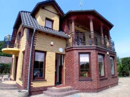 West Cliff Apartament, hotel a Pustkowo