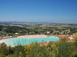 Agriturismo eco-bio Belmonte Vacanze, hotel-fazenda rural em Montaione