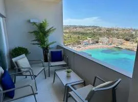 Paceville Sandy Beach with Jacuzzi & Free Parking