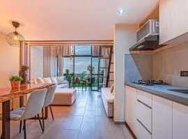H105 l Luxury duplex l Panoramic views