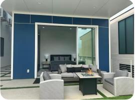 Luxurious Master Suite in Ocean Beach, hotel di San Diego