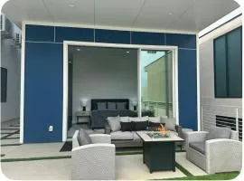 Luxurious Master Suite in Ocean Beach