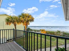 Blue Skies 2 Bed Oceanfront Updated Kitchen, hotel v destinaci Ponce Inlet