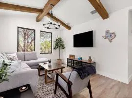 Casita 5 minutes from Gruene Hall and King Bed