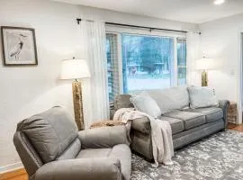 Changes In Latitude Pet Friendly Retreat