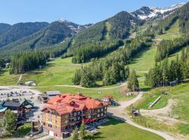 Cornerstone Lodge by StayIn, chal&eacute; alpino em Fernie