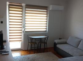 Dodi Apartman, hotel in Vonyarcvashegy