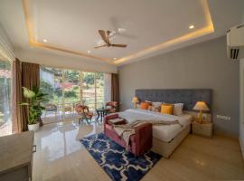 Koko Maya by Perfectstayz near Morjim Beach, hotel v destinaci Morjim