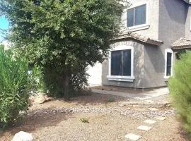 Premier quiet cozy home Wi-Fi & Coffee, San Tan Valley