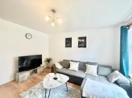 Semi-Detached Ashford home with en-suite and spacious driveway
