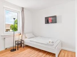 GÜNSTIGE Wohnung für Monteure in Merklingen, WiFi, Smart TV, Parkplatz