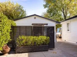 Modern, Comfortable Guest House