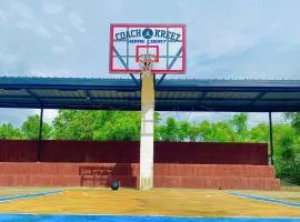 Coach Kreez-Place & Resort