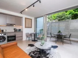 Luxury at The Braemar, Green Point
