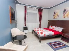 The Den Soroti Red & White