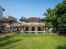 On The Rocks Villa, hotel a Unawatuna