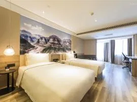 Atour Hotel Zhengzhou CBD Zhongzhou Avenue