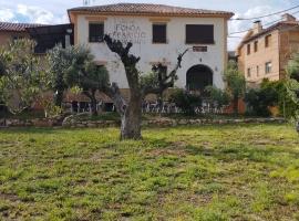 Fonda Aparicio, hotel v destinaci Fuentespalda