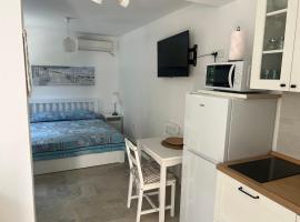 Cozy Kotor apartment, hotel en Dobrota