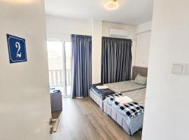 Downtown Rooms, Next To The Chabad Lubavitch, hotel v destinaci Larnaka