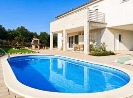 Villa David - NEW - first renting - for 9 person