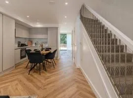 The Hidden Suite - 4BR Townhome Roof Top