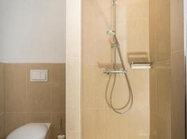 Business-Apartment 2 mit Küche & kostenfreiem Parkplatz, hotel v destinaci Greifswald