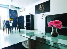 Seasonal Living Lumen Triplex