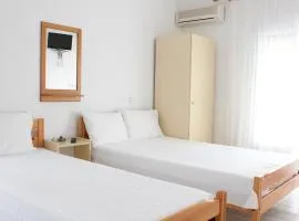 Flora Rooms