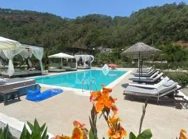 Zirkon Valley Boutique Hotel