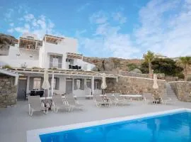 Mykonos4Islands Seaside Homes and Suites