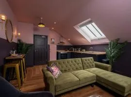 Chic Retreat with King Bed in Barnard Castle
