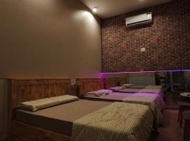 Long Homestay Phúc An City, hotel v destinaci Ðức Hòa