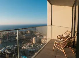 Luxury 360 Sea View 27th Floor Apartment in Mercury Tower