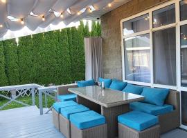 Private House Terrace Lake View Garden Barbecue, hotel in Chok-Tal