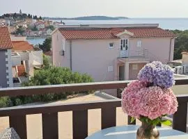 Apartmani Karmen