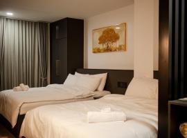 Skyluxe Hotel, Hotel in Odiongan